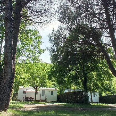 Kamp alanı La Batisse