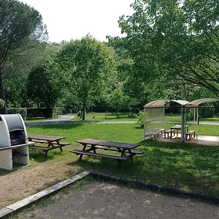 Kamp alanı La Batisse *